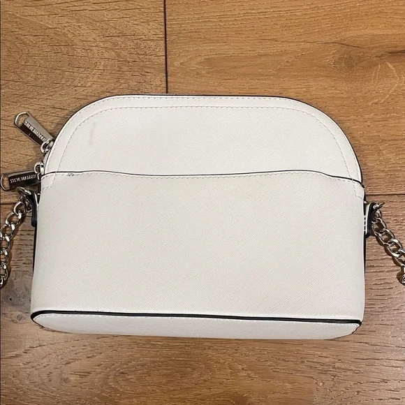 Steve Madden White Crossbody Bag with Silver Chain - Picture 2 of 10